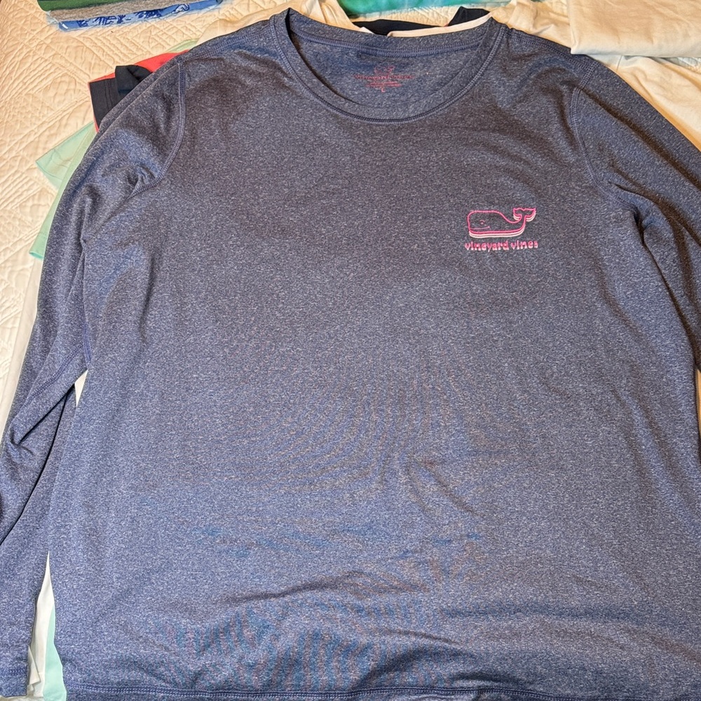 Vineyard Vines Heathered Blue Long Sleeve Tee Pink Whale Detail